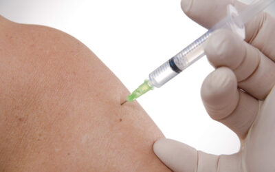 Shoulder Cortisone Injection vs Physio: What’s Right For You?